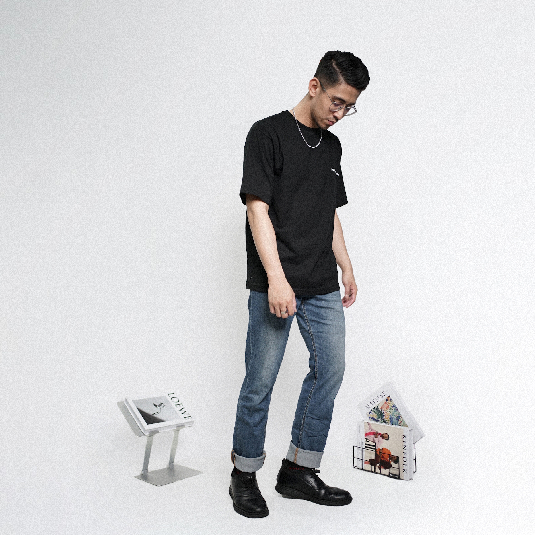 Signature Logo Relaxed Fit Text Print T Shirt - Black - Image 2