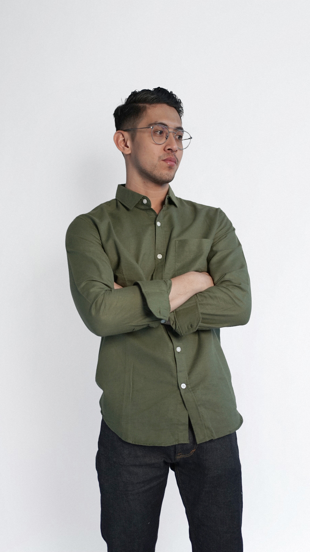 VOL I Basic Organic Cotton Ramie Shirt - Army - Image 2